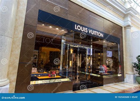 louis vuitton open today|louis vuitton las vegas locations.